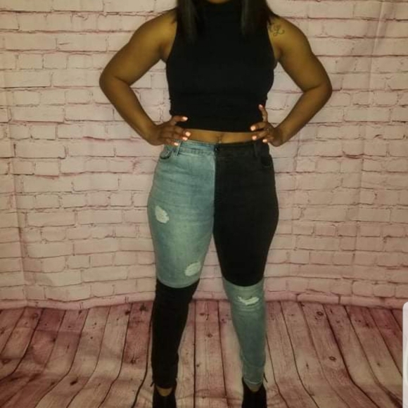 Jeans - Picture 2 of 3